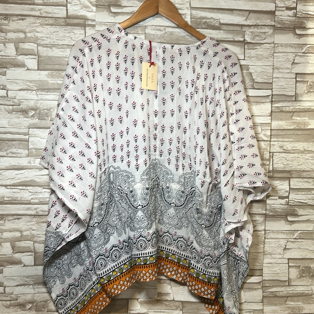 RAGA ANTHROPOLOGIE Tybee Beach Poncho/ Cover up Top - Picture 7 of 9